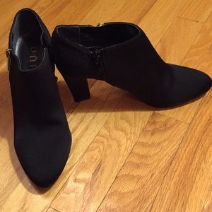 Unisa water resistant booties quilted heel/dbl zip